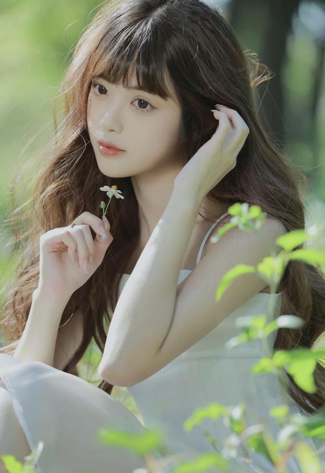 黑色双开真丝旗袍九游会网站老师